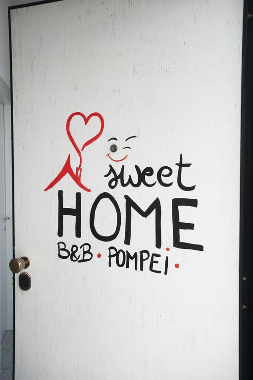 B&B Sweet Home Two Steps From The Ruins... Pompei Zimmer foto